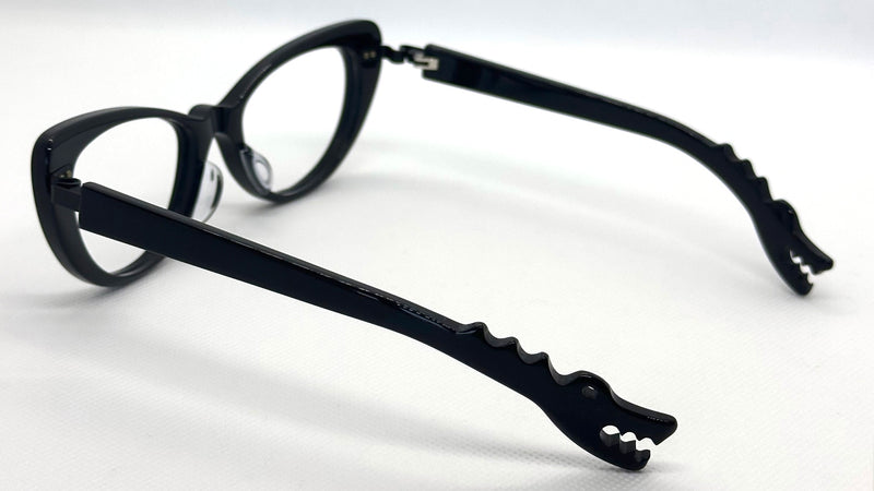 Classic Cat's Eye Black